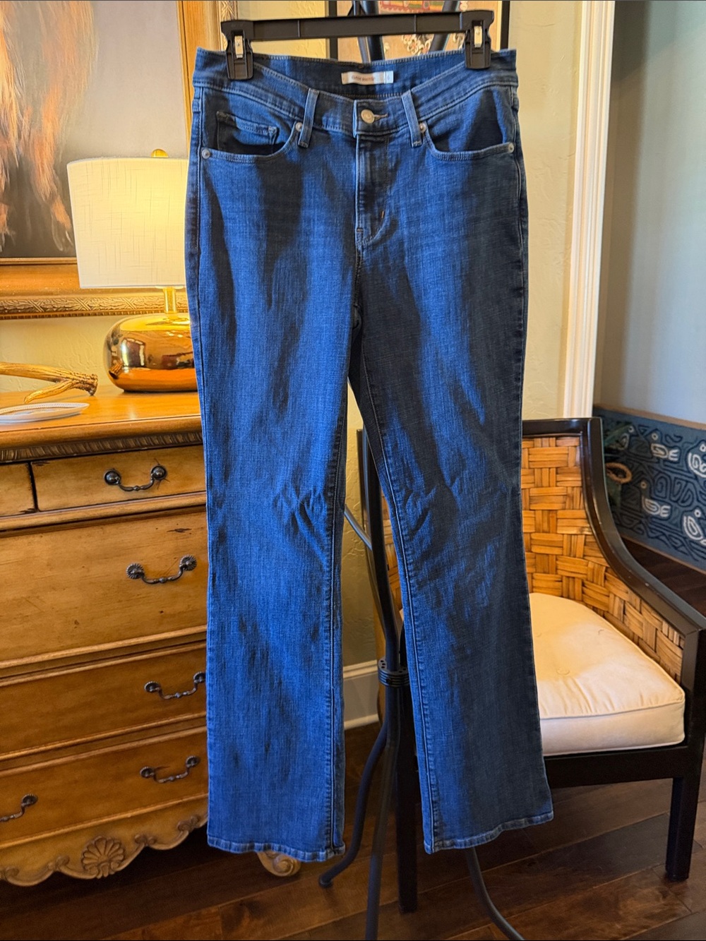 Levi's Women's Dark Blue Boot Cut Jeans..28/34